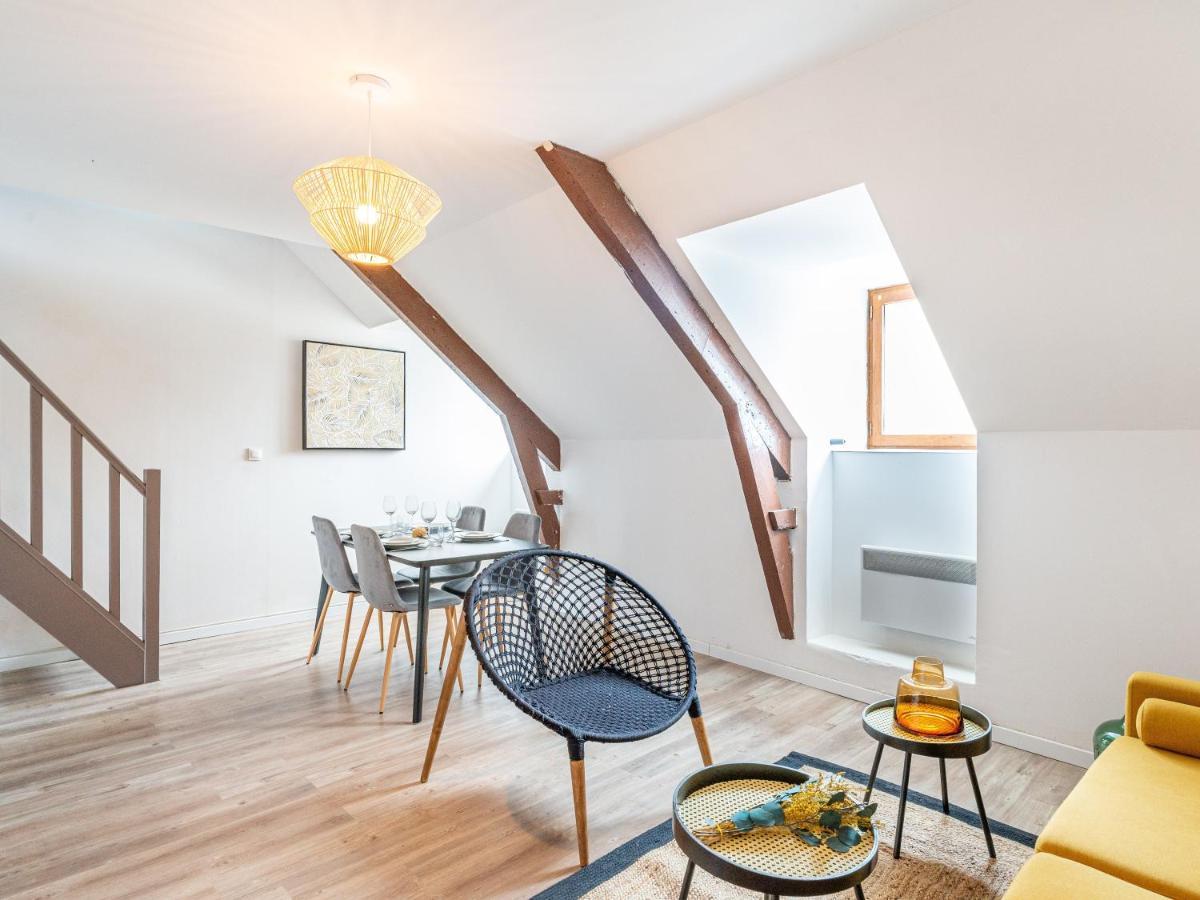 Le Guindy Apartment Tréguier Екстериор снимка